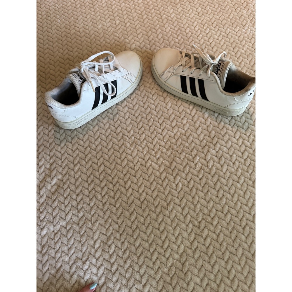 Adidas Grand Court White Black Stripes Kids Sneakers EF0103 Size 1 - Picture 3 of 7